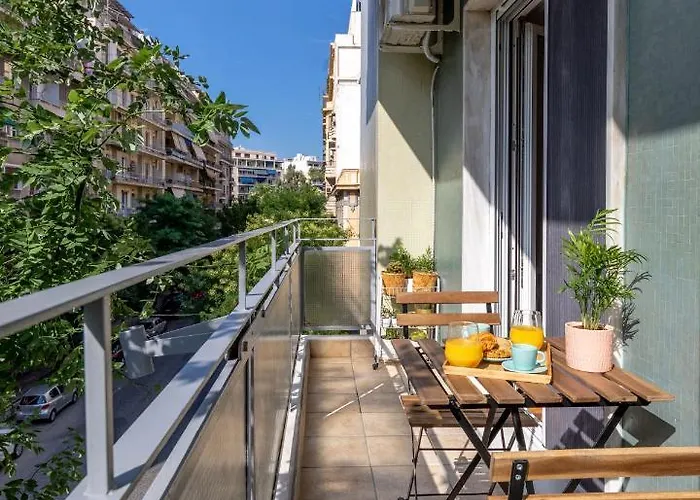 Luxury Museum Apartment Athena