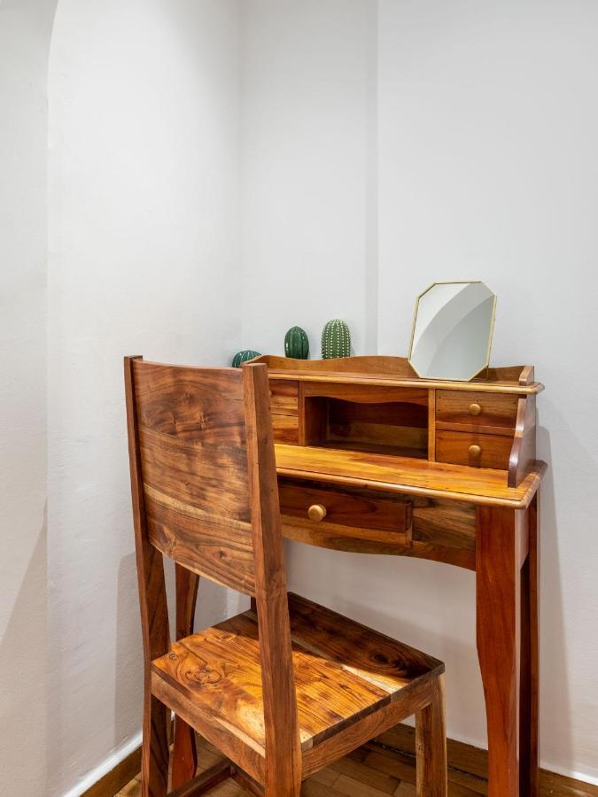 Luxury Museum Apartment *